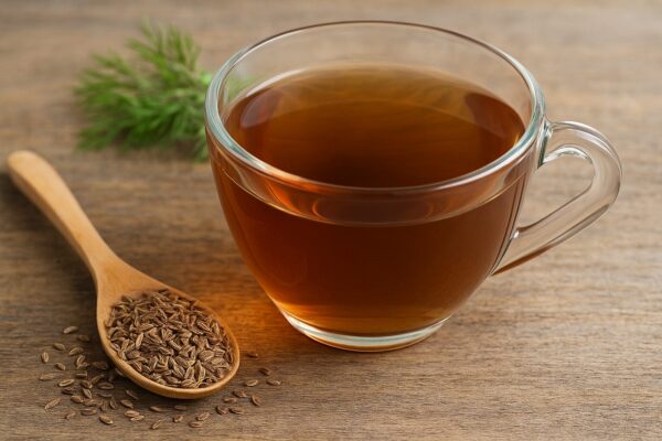 🌿 Semillas de eneldo: el remedio natural olvidado para digestión, sueño y huesos fuertes