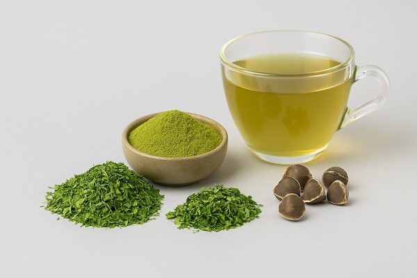Cómo Usar la Moringa y sus Semillas para Desintoxicar, Bajar el Azúcar y Rejuvenecer el Cuerpo